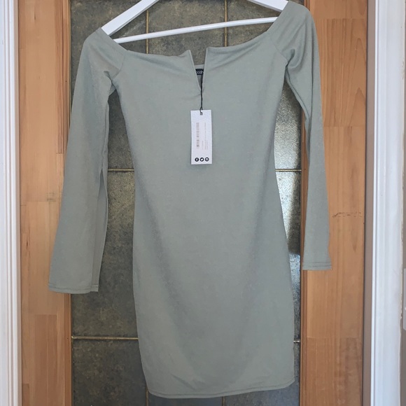 Off the shoulder mini dress - Picture 1 of 5